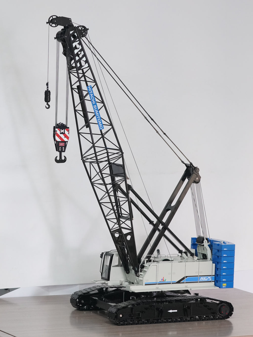 Kudon C1200 Tracked Lattice Boom Hydraulic RC Crane